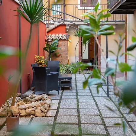 Dimora Degli Artisti Apartment Catania